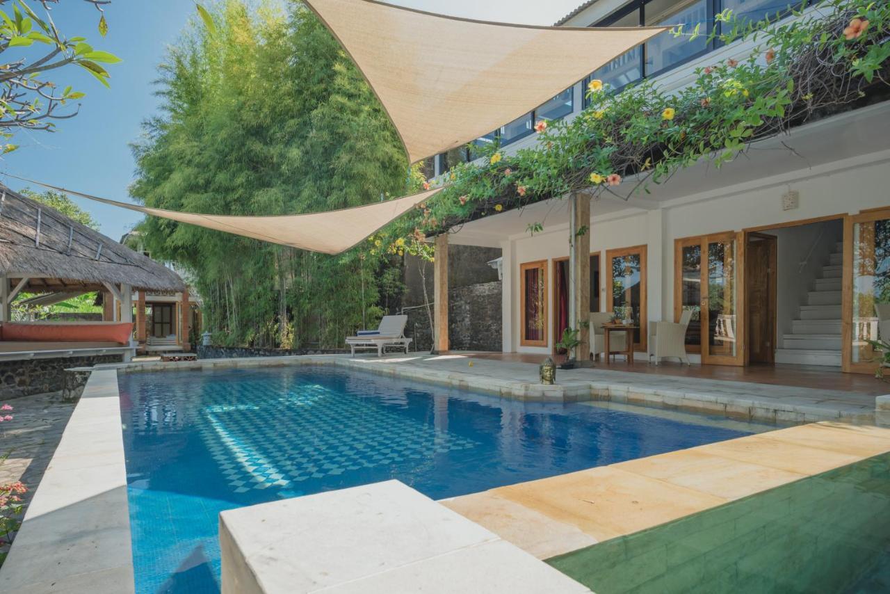 Villa Dinding Batu Singaraja Exterior foto