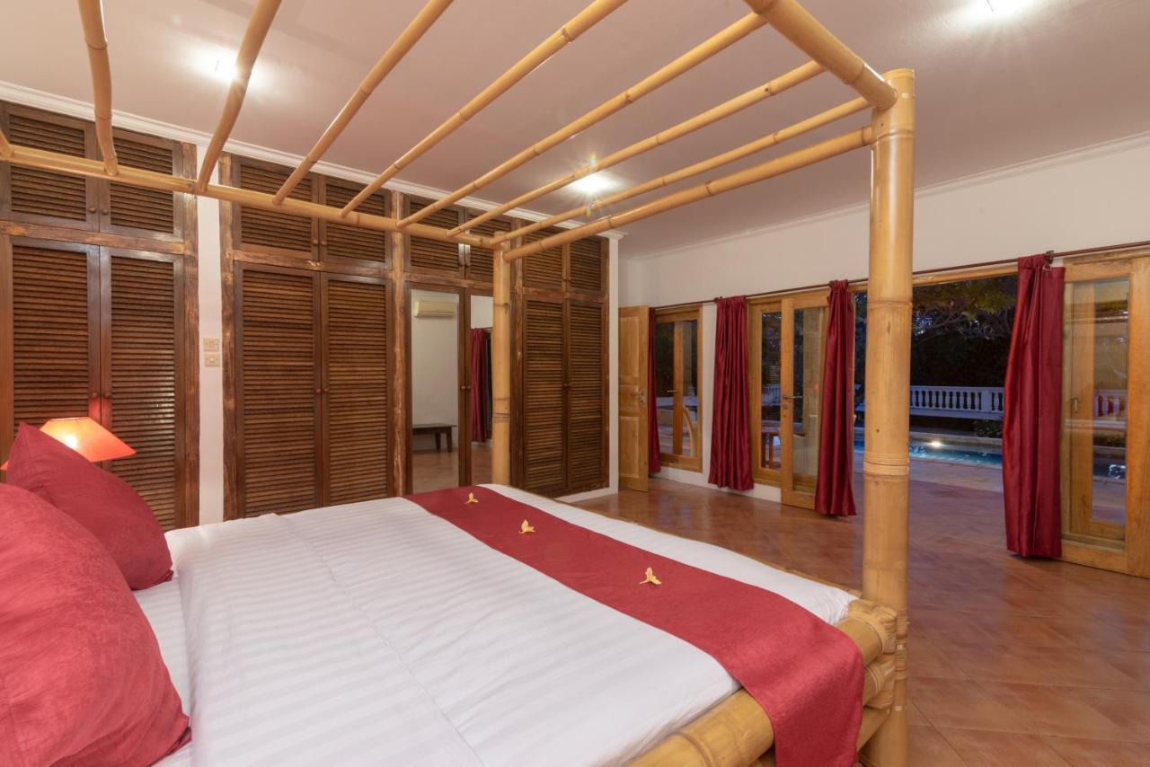 Villa Dinding Batu Singaraja Exterior foto